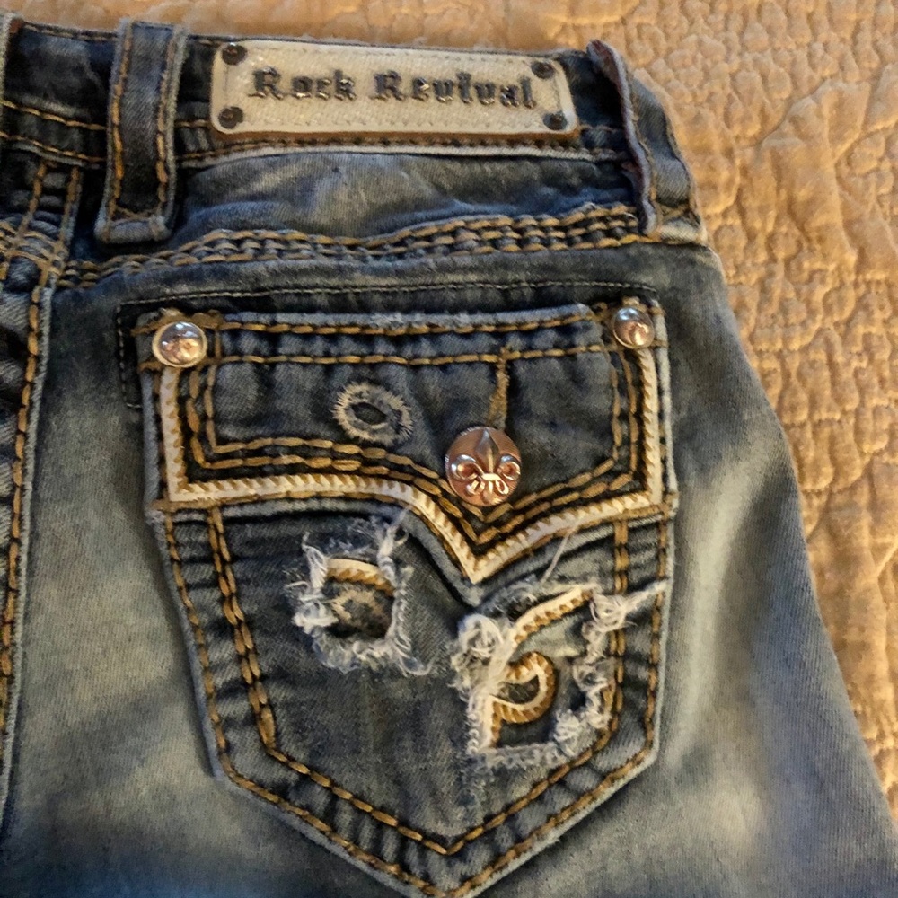 Rock Revival straight cut size 26